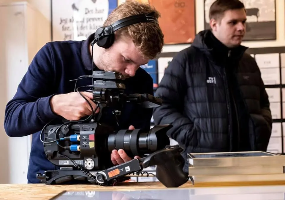 Tv-fotograf på optagelse
